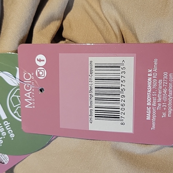 Booty Boost Shaper Shorts - Picture 11 of 11